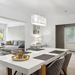 Stunning In With Wifi Apartmán